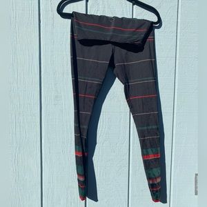 Beyond yoga leggings size M